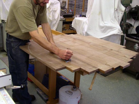 Круглый деревянный столик своими руками